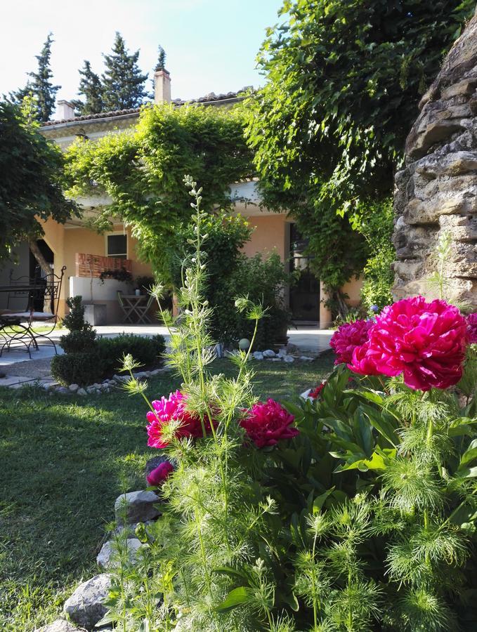 Chambres D'Hotes La Chrysalide Loriol-du-Comtat ภายนอก รูปภาพ